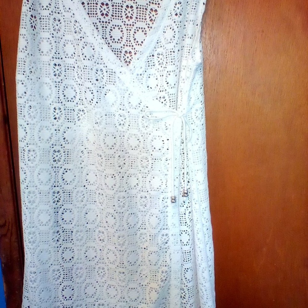 Lace coverup